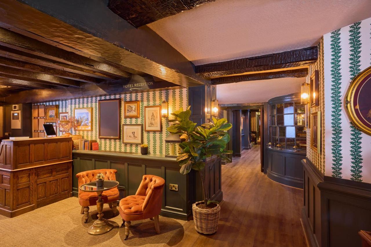 Salisbury Arms Hotel Hertford Exterior foto